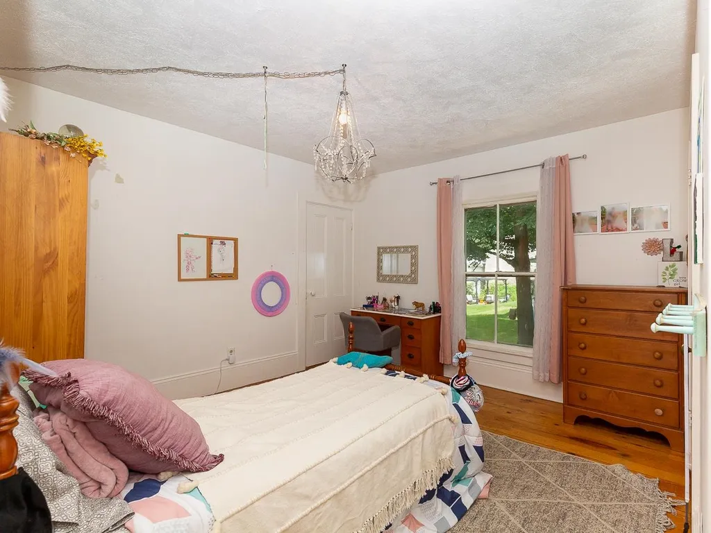 53 Mount Vernon Street Somersworth NH 03878