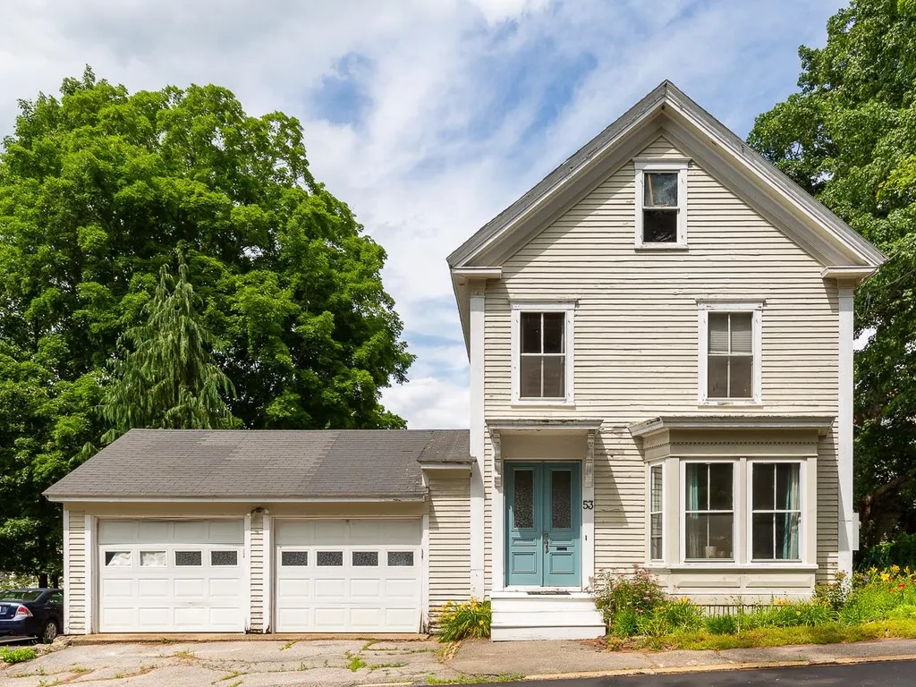 53 Mount Vernon Street Somersworth NH 03878