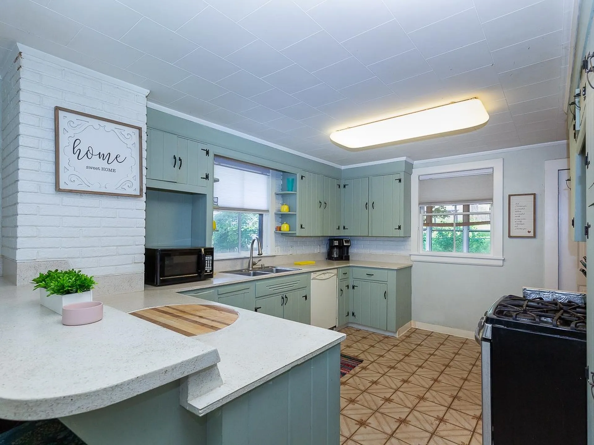 53 Mount Vernon Street Somersworth NH 03878