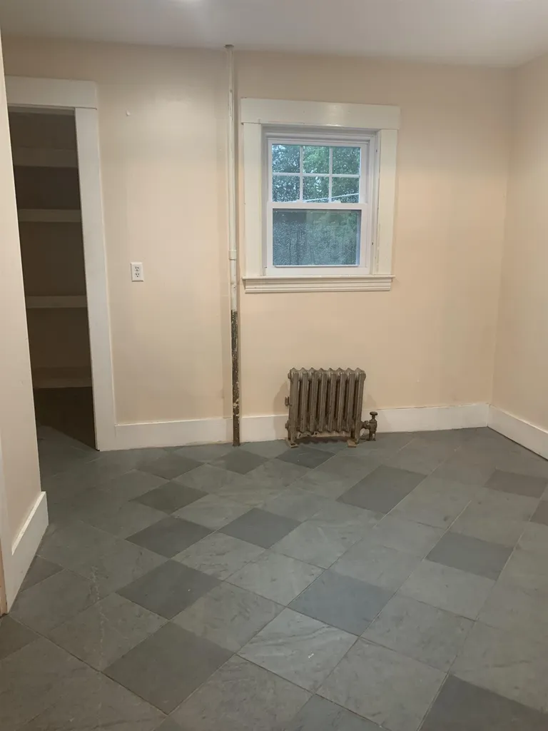 46 South Pleasant Street New London NH 03257