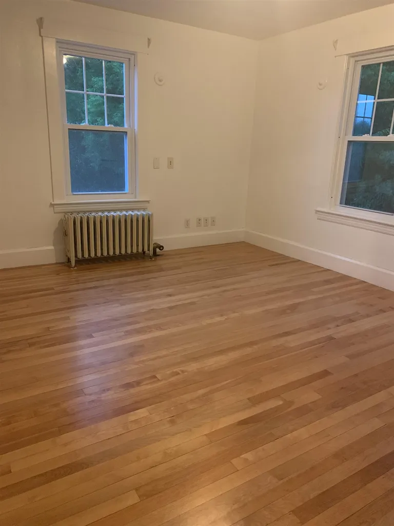 46 South Pleasant Street New London NH 03257