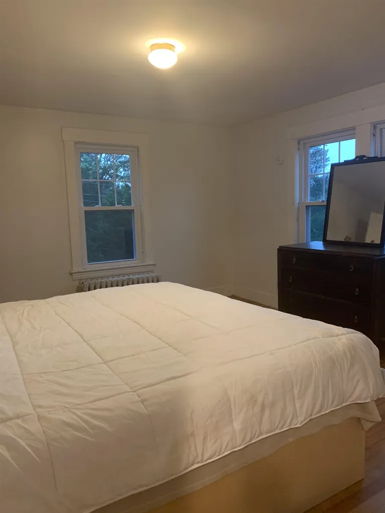 46 South Pleasant Street New London NH 03257
