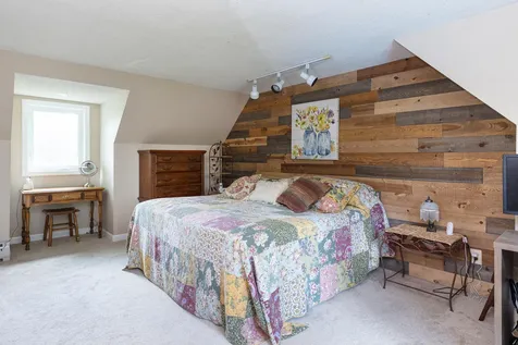 106 Lori Lane Burlington VT 05408
