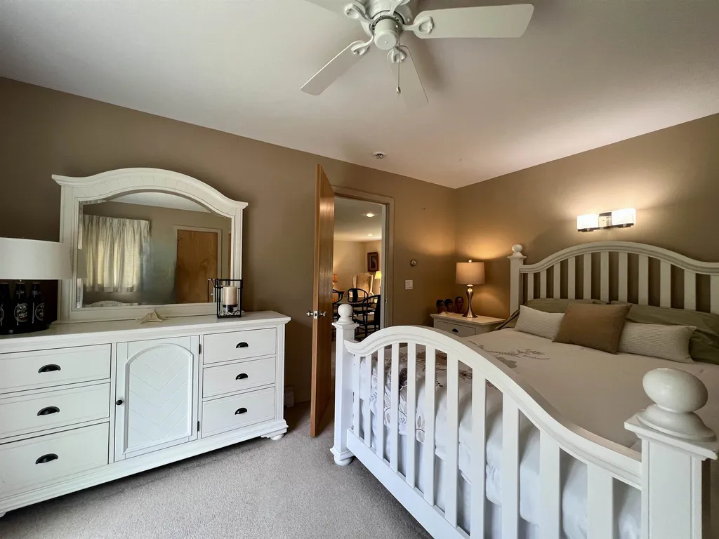 173 Squires Lane New London NH 03257