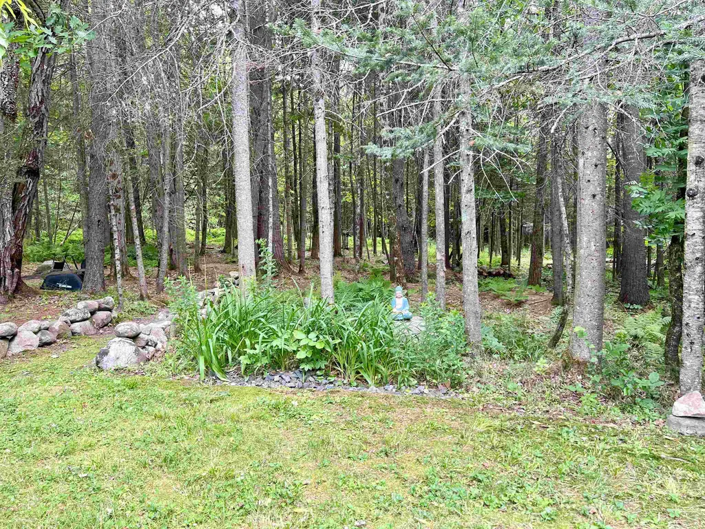 173 Squires Lane New London NH 03257