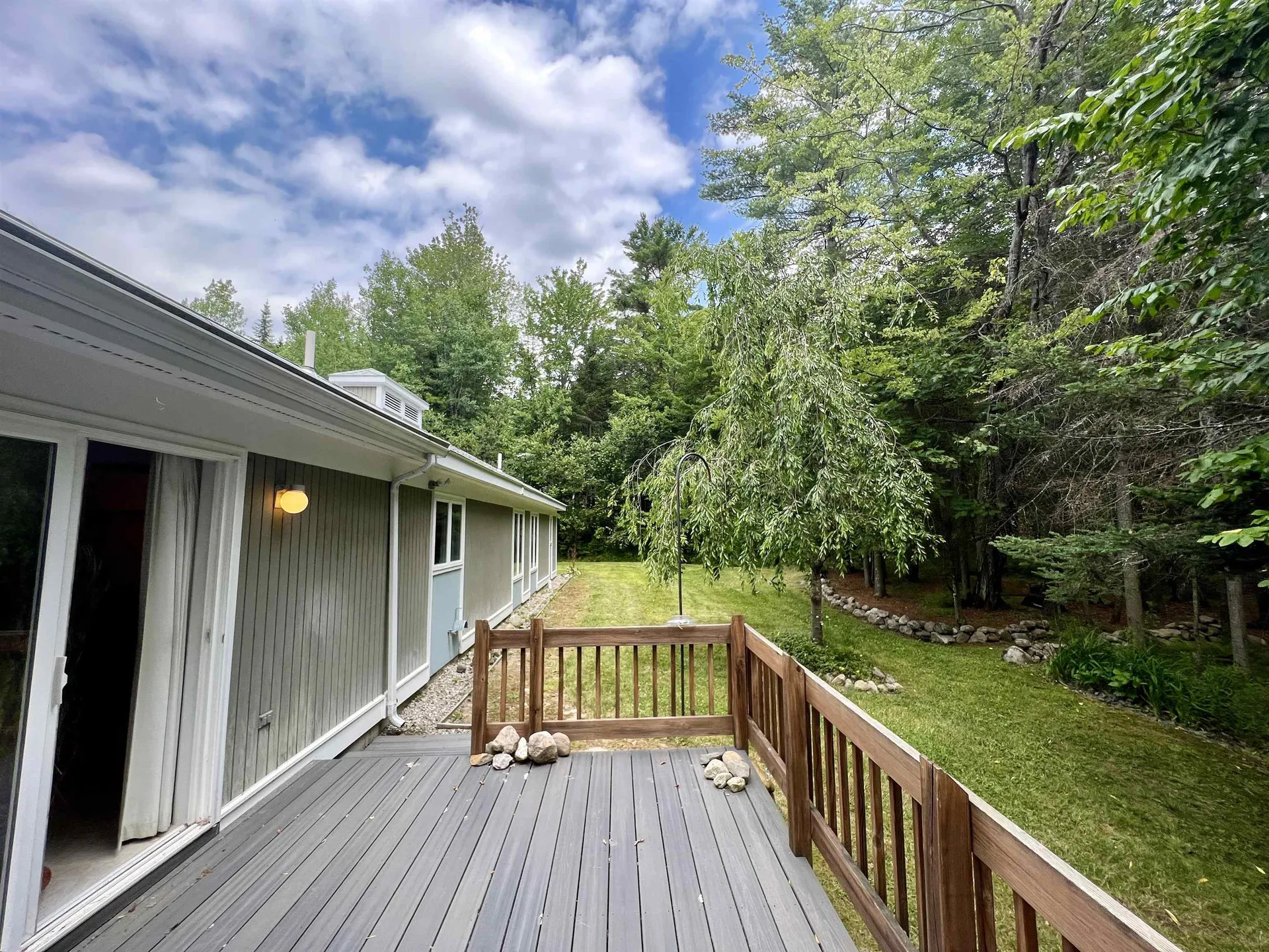 173 Squires Lane New London NH 03257
