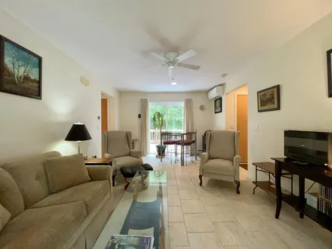 173 Squires Lane New London NH 03257