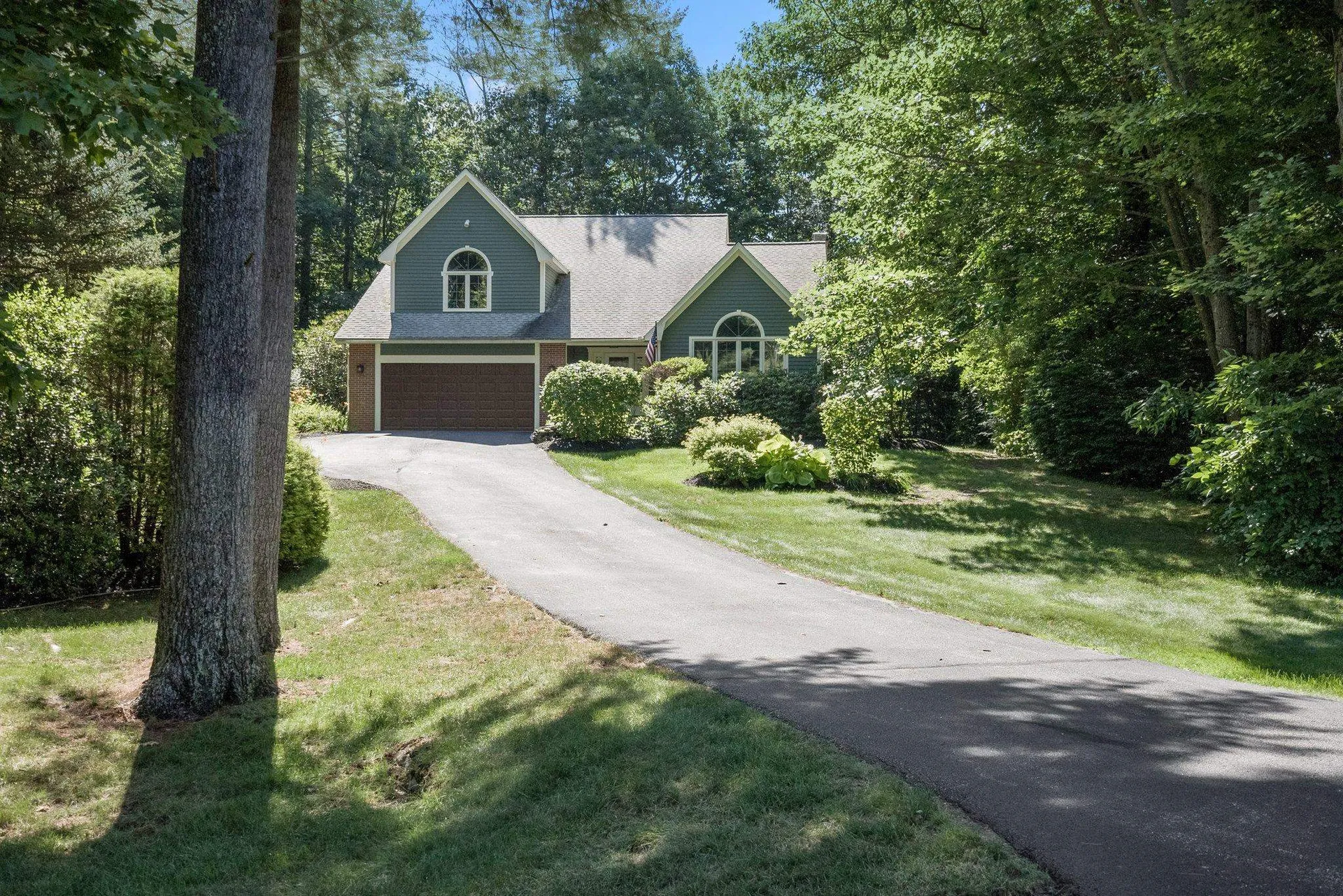24 Oakmont Drive Concord NH 03301