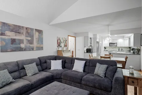 24 Oakmont Drive Concord NH 03301