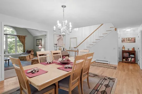 24 Oakmont Drive Concord NH 03301