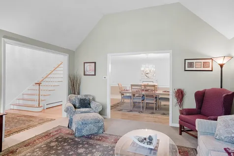 24 Oakmont Drive Concord NH 03301