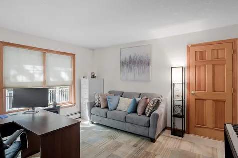 24 Oakmont Drive Concord NH 03301