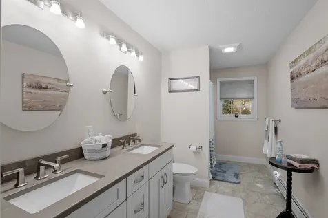 24 Oakmont Drive Concord NH 03301