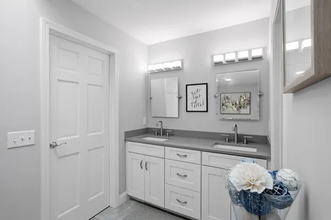 24 Oakmont Drive Concord NH 03301