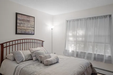 24 Oakmont Drive Concord NH 03301