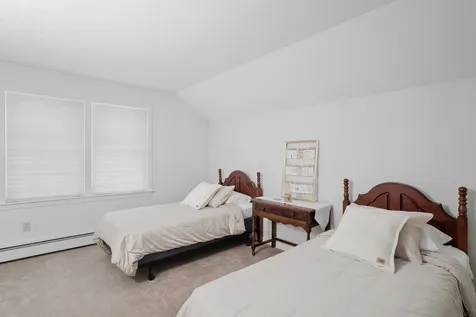 24 Oakmont Drive Concord NH 03301