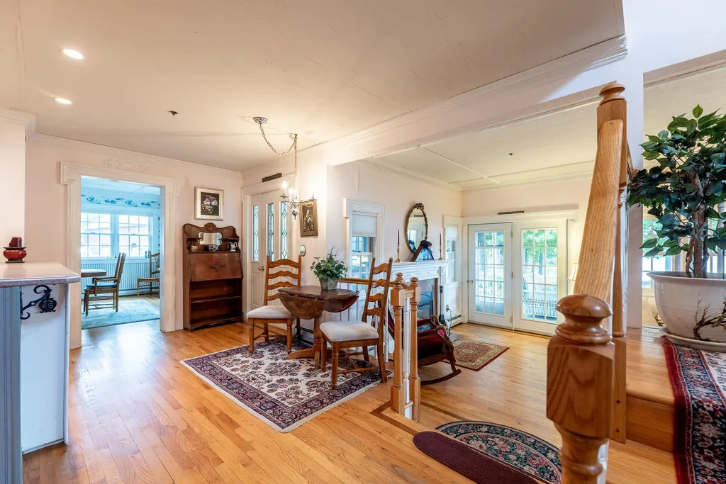 33 Caleb Dyer Lane Enfield NH 03748