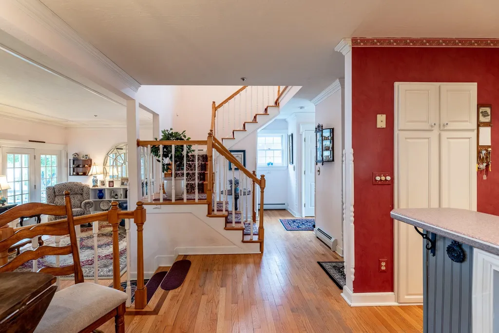 33 Caleb Dyer Lane Enfield NH 03748