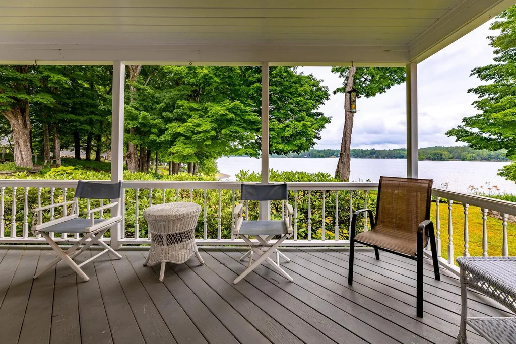 33 Caleb Dyer Lane Enfield NH 03748