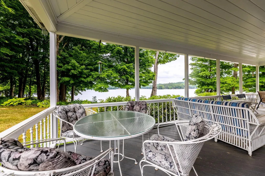33 Caleb Dyer Lane Enfield NH 03748