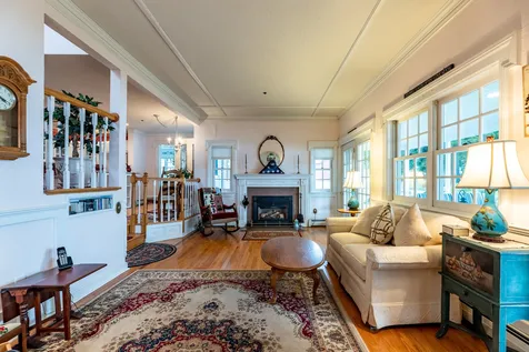 33 Caleb Dyer Lane Enfield NH 03748