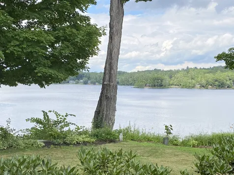 33 Caleb Dyer Lane Enfield NH 03748