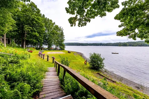 33 Caleb Dyer Lane Enfield NH 03748