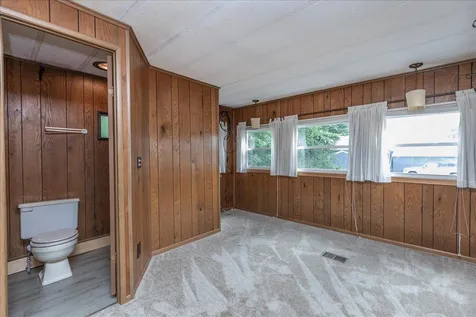 1 Trailerhome Drive Salem NH 03079