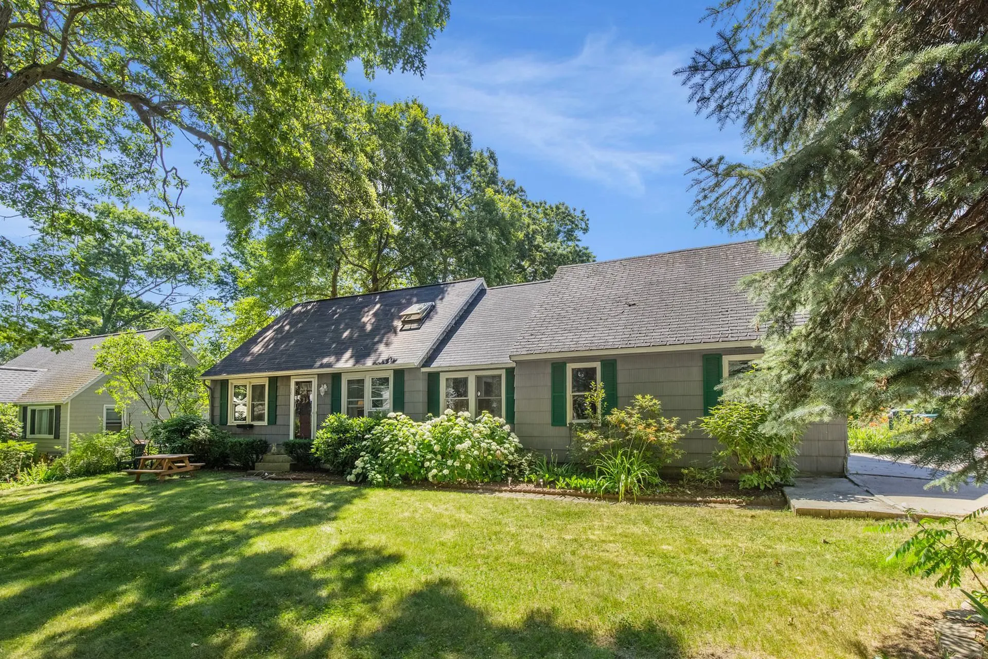 10 Birch Road Hampton NH 03842