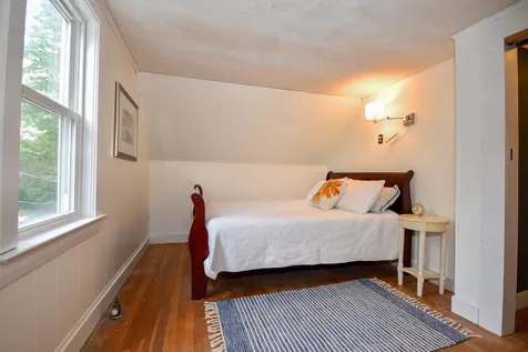 6 Hilton Road Dover NH 03820