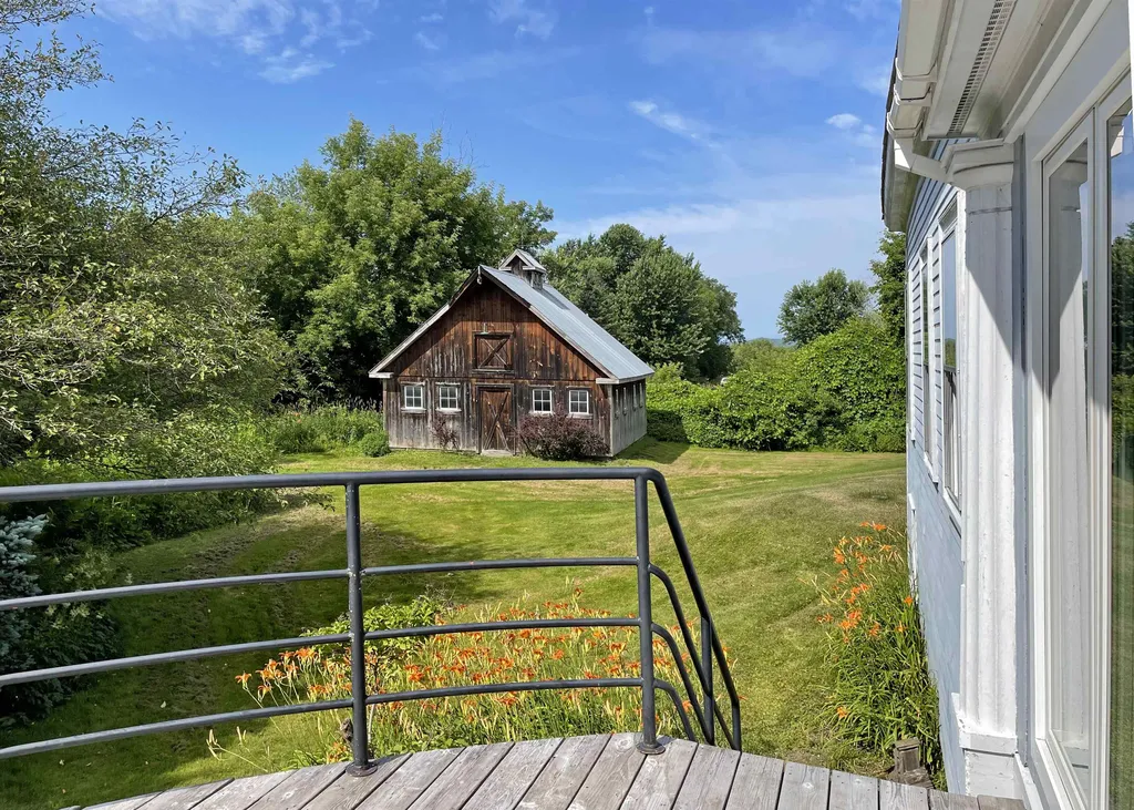 59 North Street New Haven VT 05472
