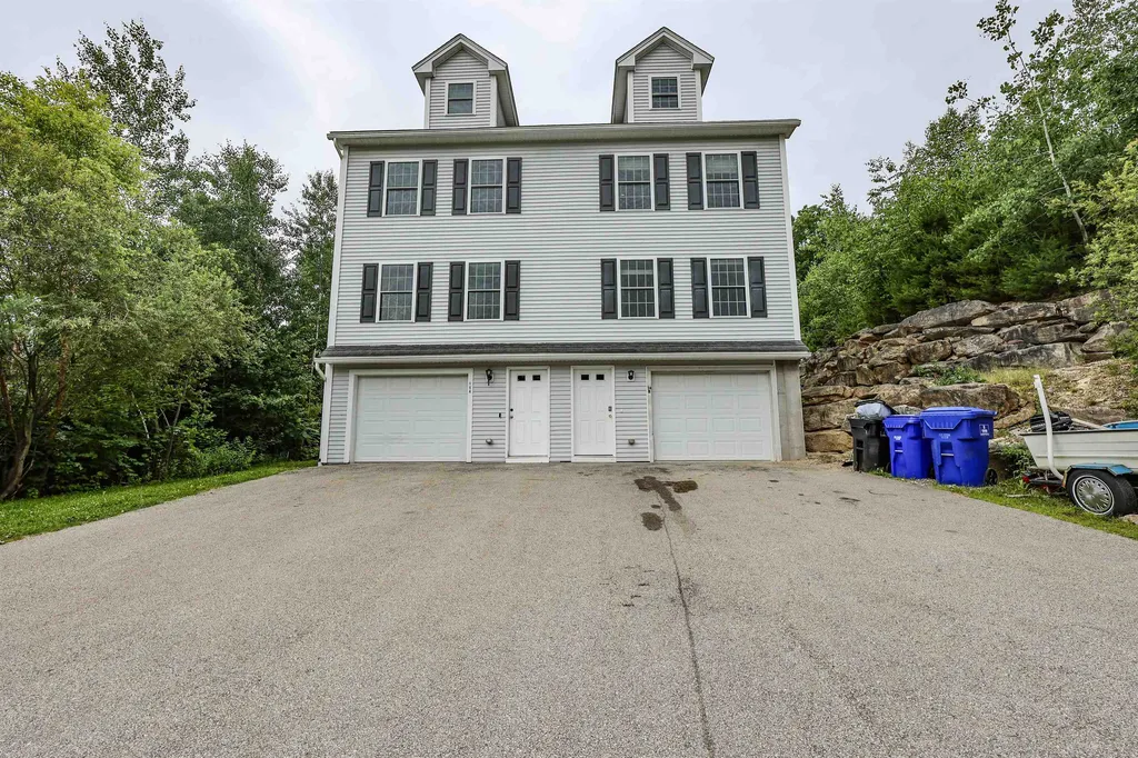 14b Sunshine Drive Hudson NH 03051