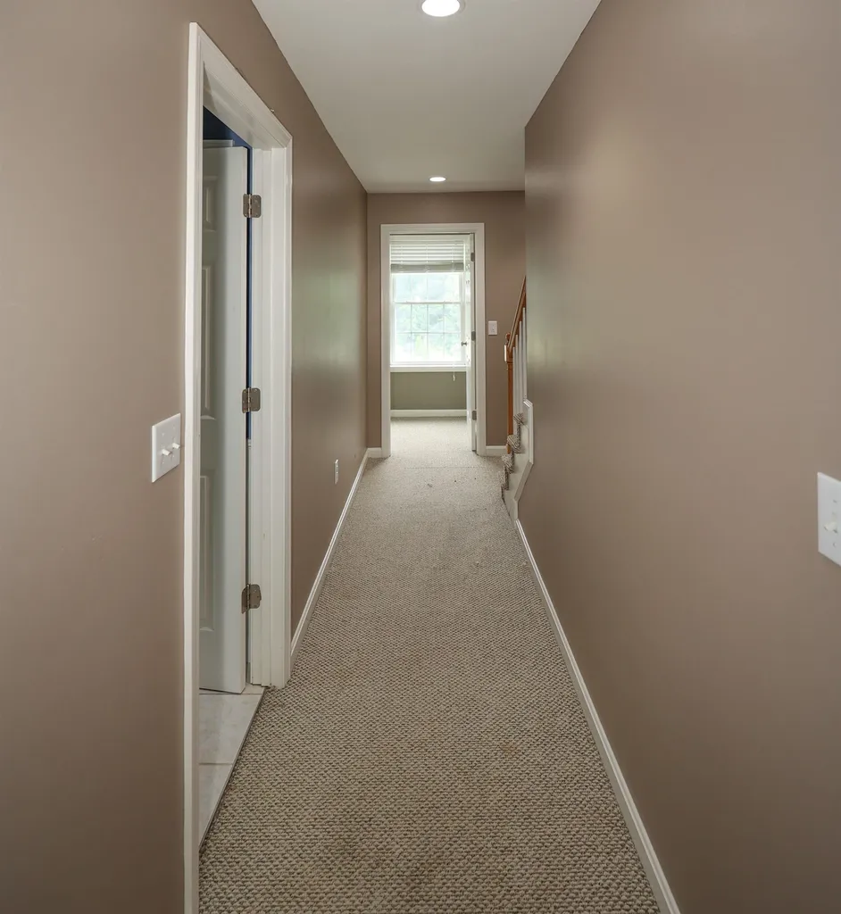 14b Sunshine Drive Hudson NH 03051