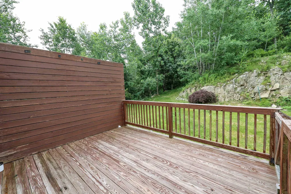 14b Sunshine Drive Hudson NH 03051