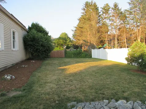 28d Stonehouse Lane Keene NH 03431