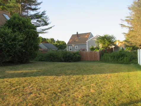 28d Stonehouse Lane Keene NH 03431