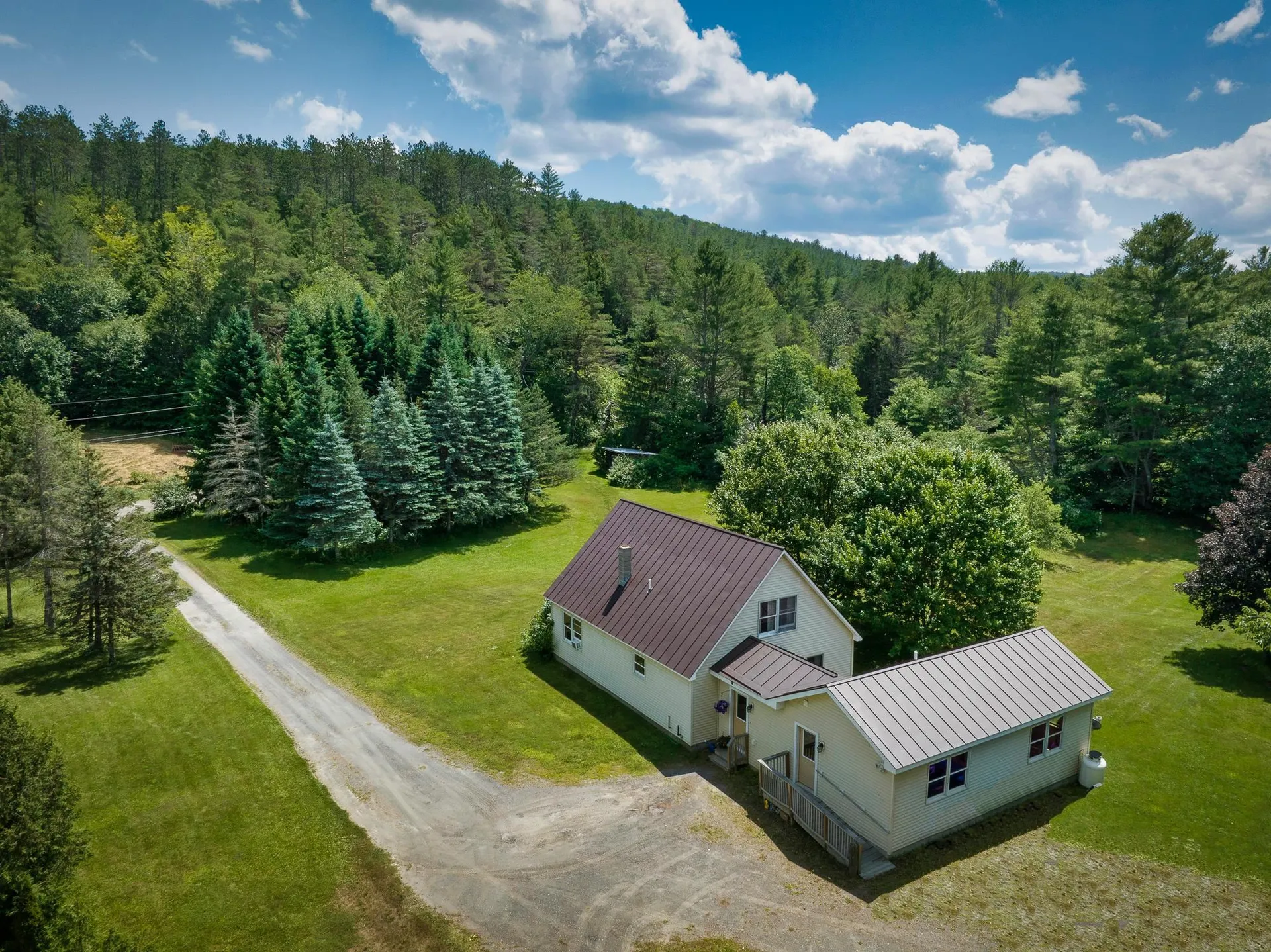 2272 Stock Farm Road Randolph VT 05060
