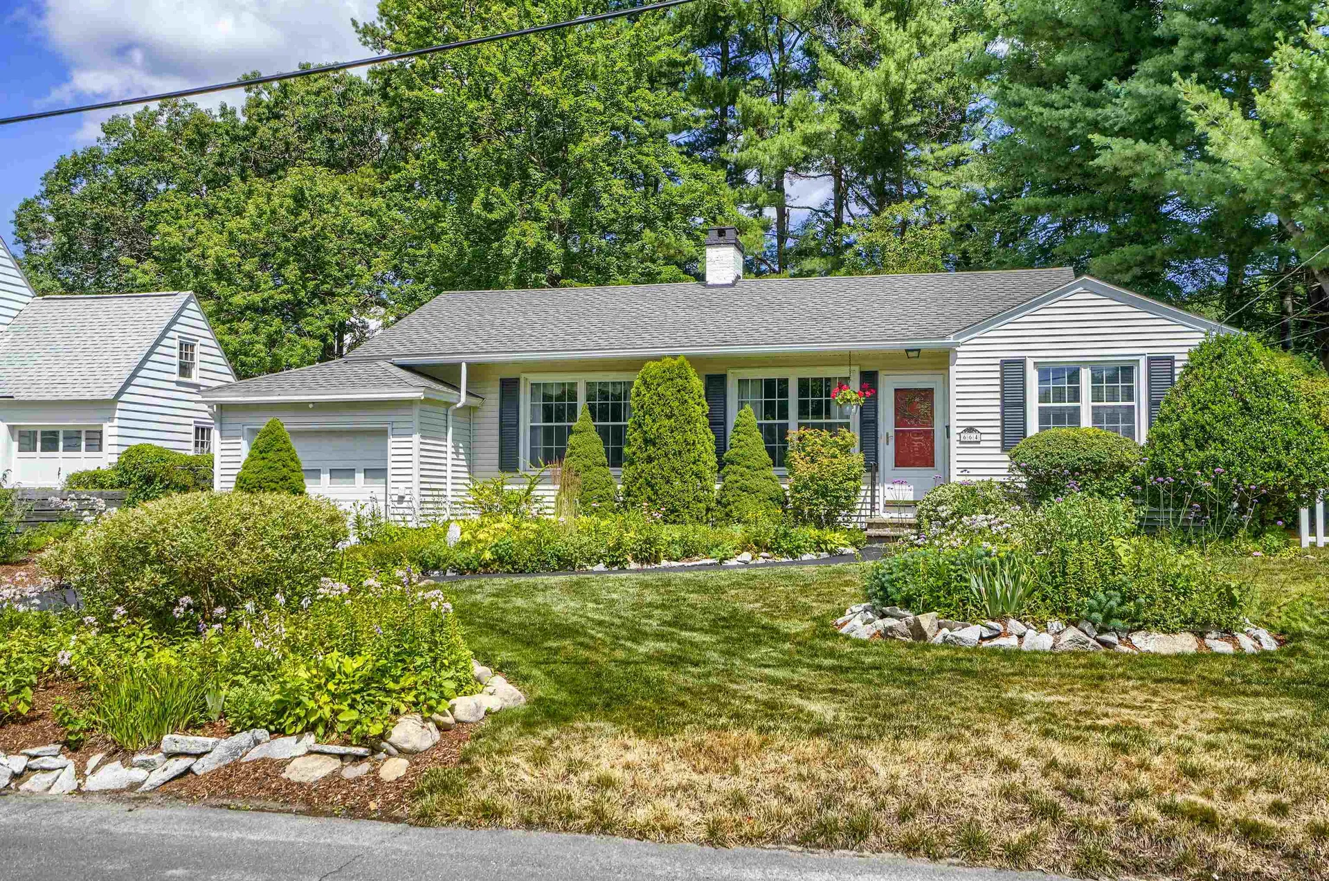 664 Coolidge Avenue Manchester NH 03102