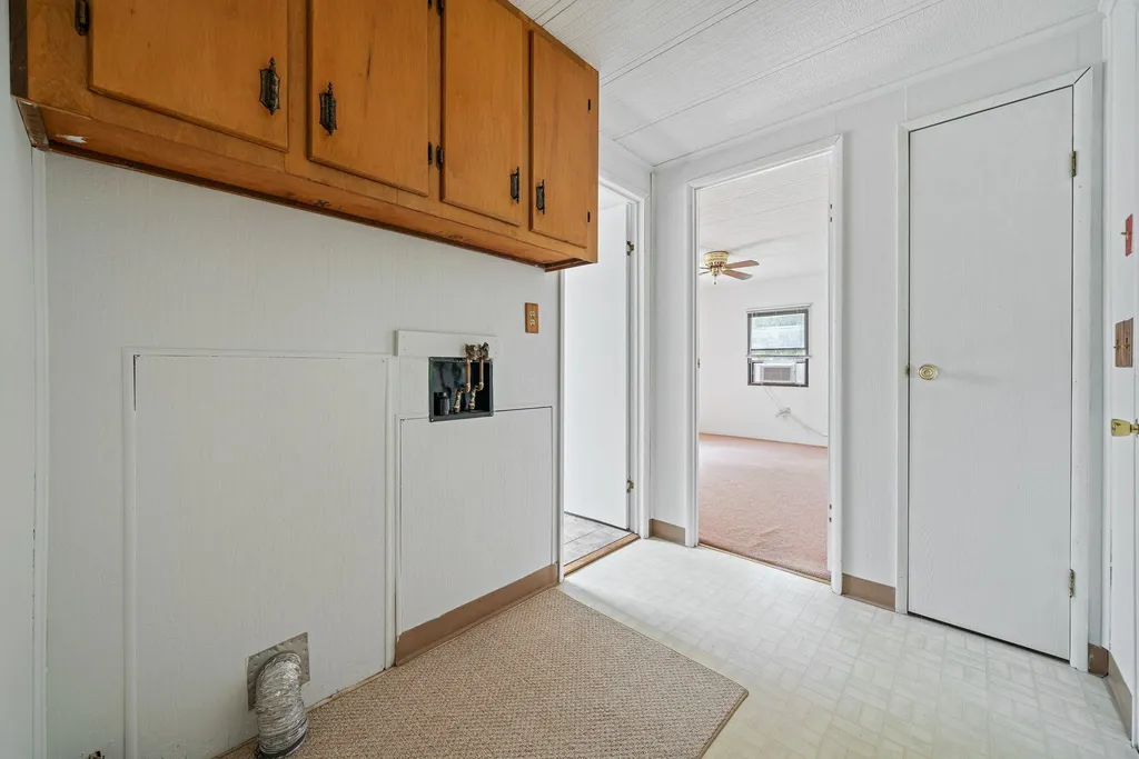16 Vindale Road Hooksett NH 03106