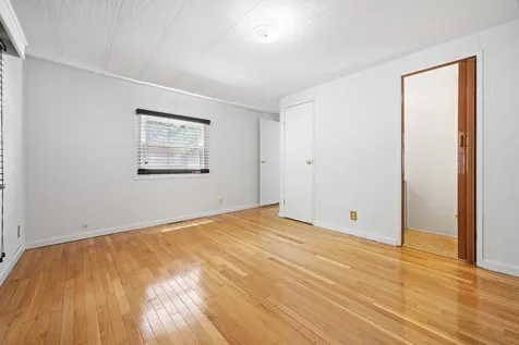 16 Vindale Road Hooksett NH 03106