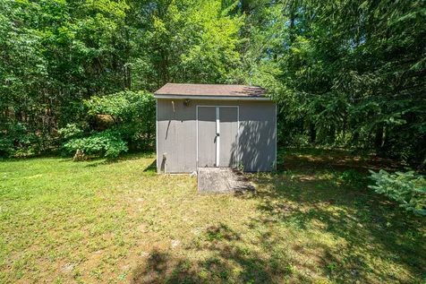 16 Vindale Road Hooksett NH 03106