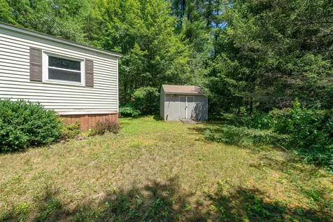 16 Vindale Road Hooksett NH 03106