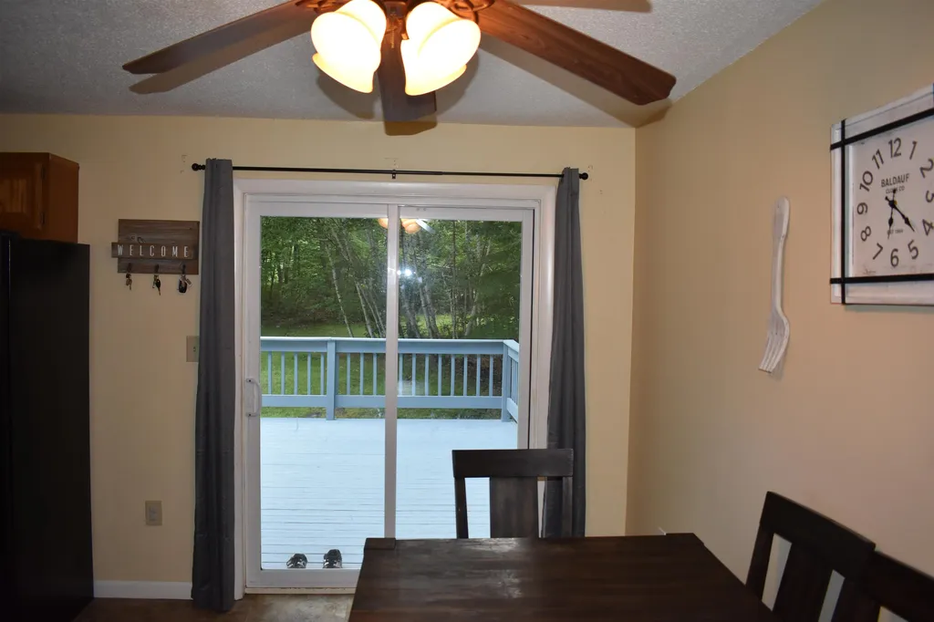 38r Scenic Drive Derry NH 03038