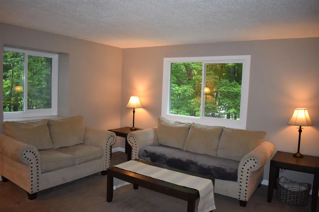 38r Scenic Drive Derry NH 03038