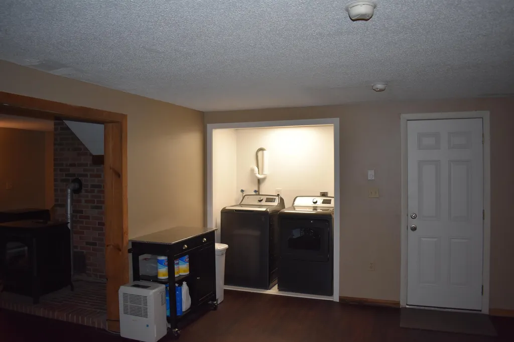 38r Scenic Drive Derry NH 03038