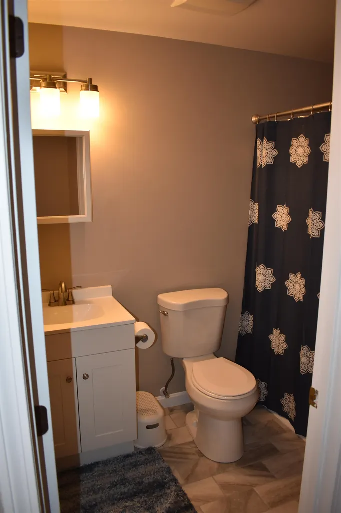 38r Scenic Drive Derry NH 03038