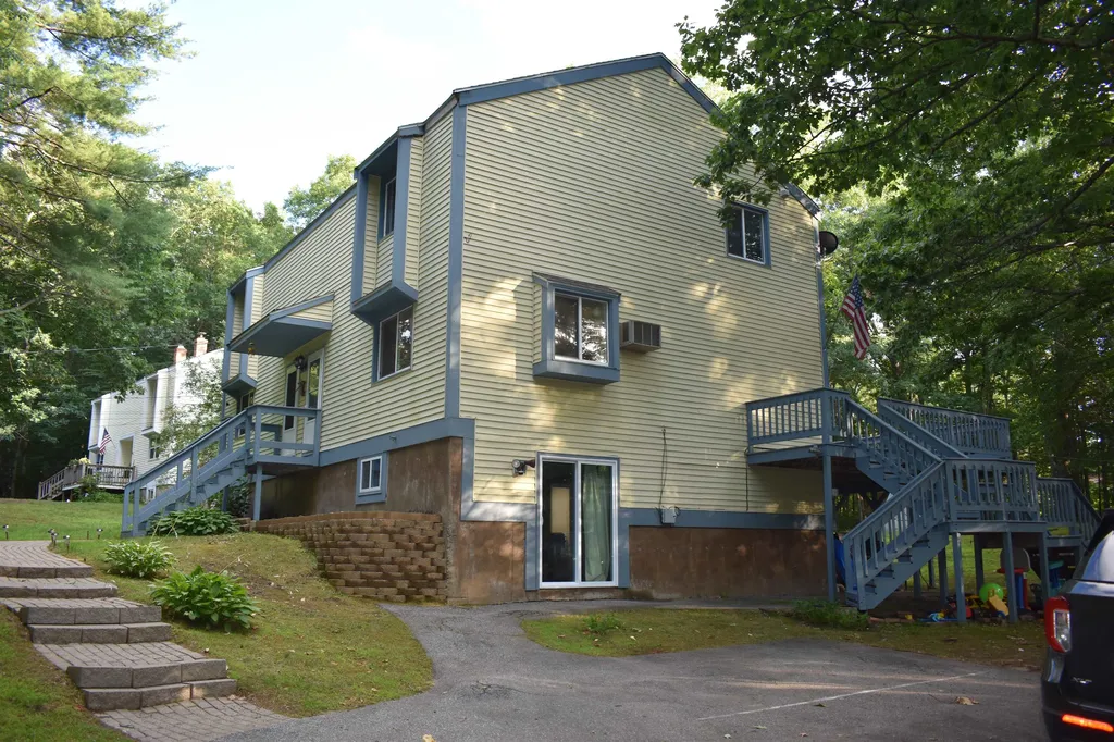 38r Scenic Drive Derry NH 03038