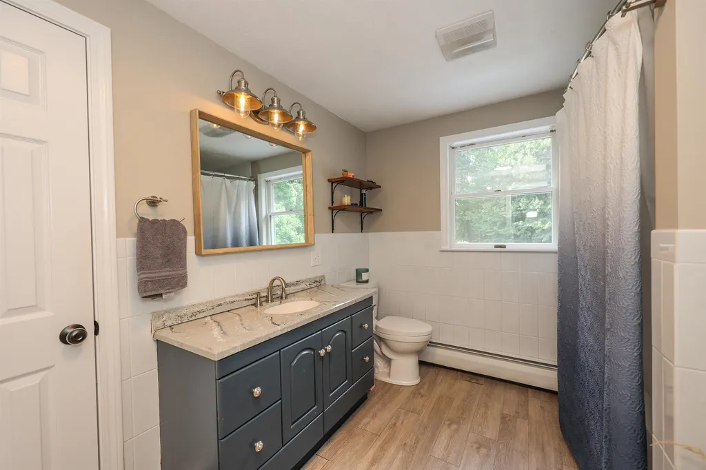 6 Tudor Drive Salem NH 03079