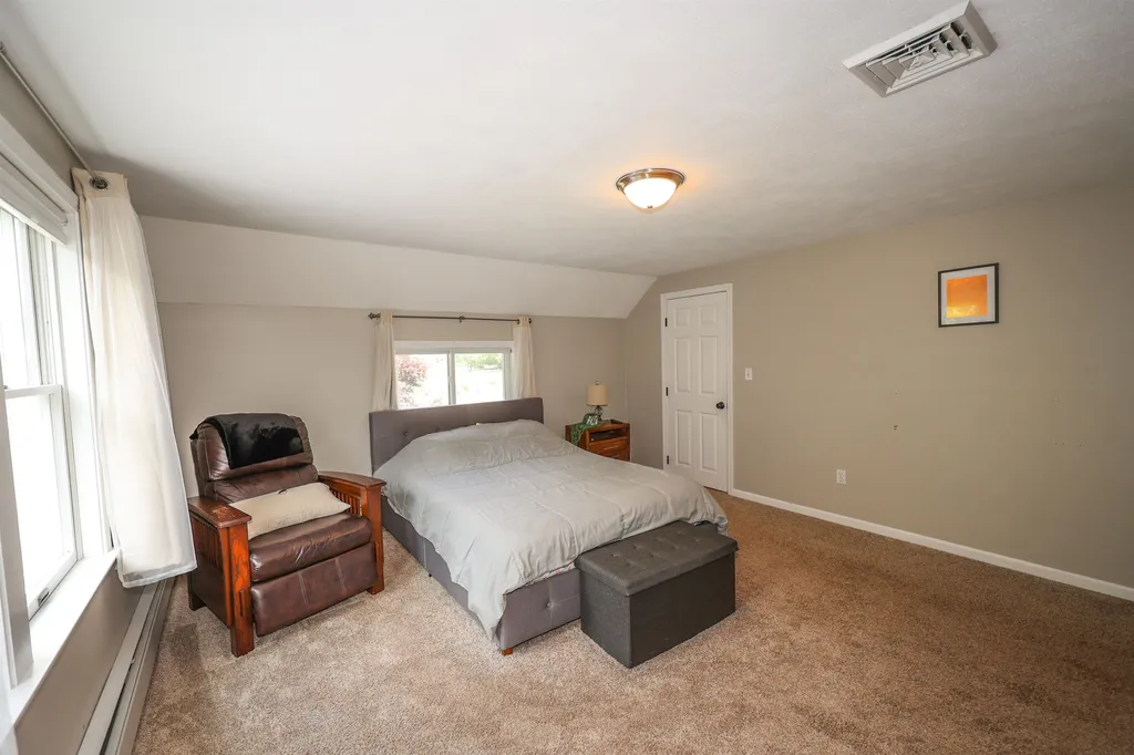 6 Tudor Drive Salem NH 03079