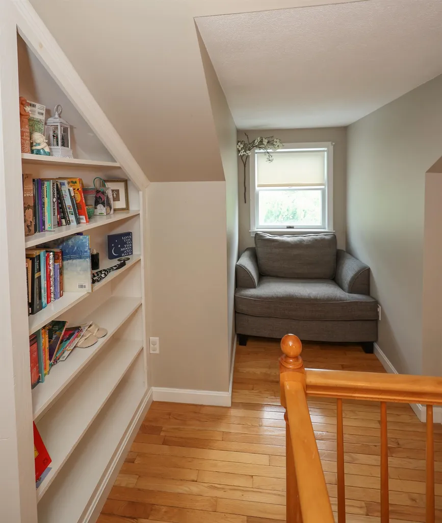 6 Tudor Drive Salem NH 03079